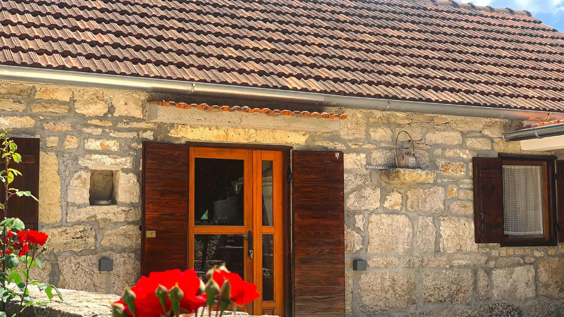 1 Bedroom Lovely Home In Medvida 0*,